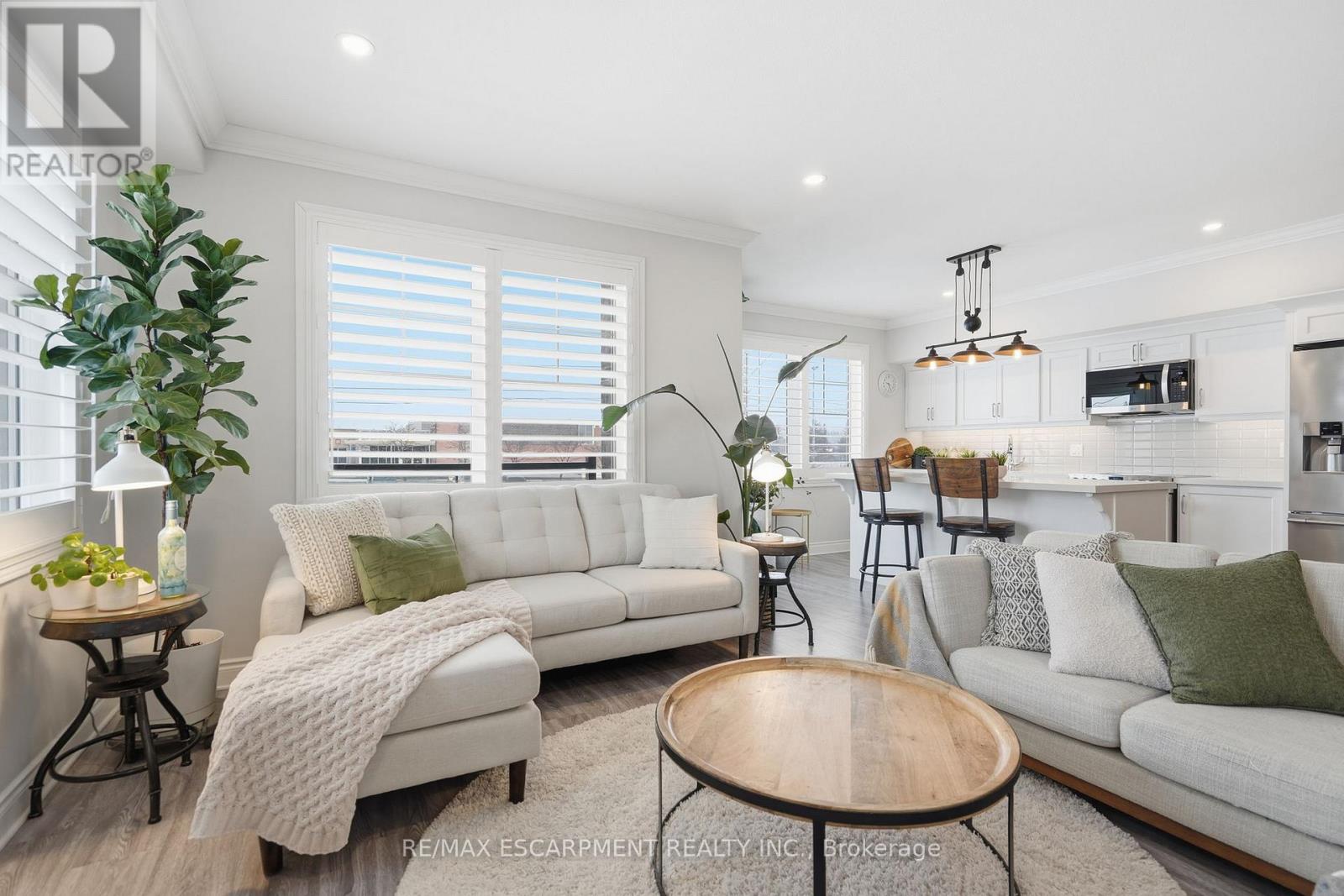 207 - 65 Haddington Street, Haldimand, Ontario  N3W 2H2 - Photo 6 - X12769702