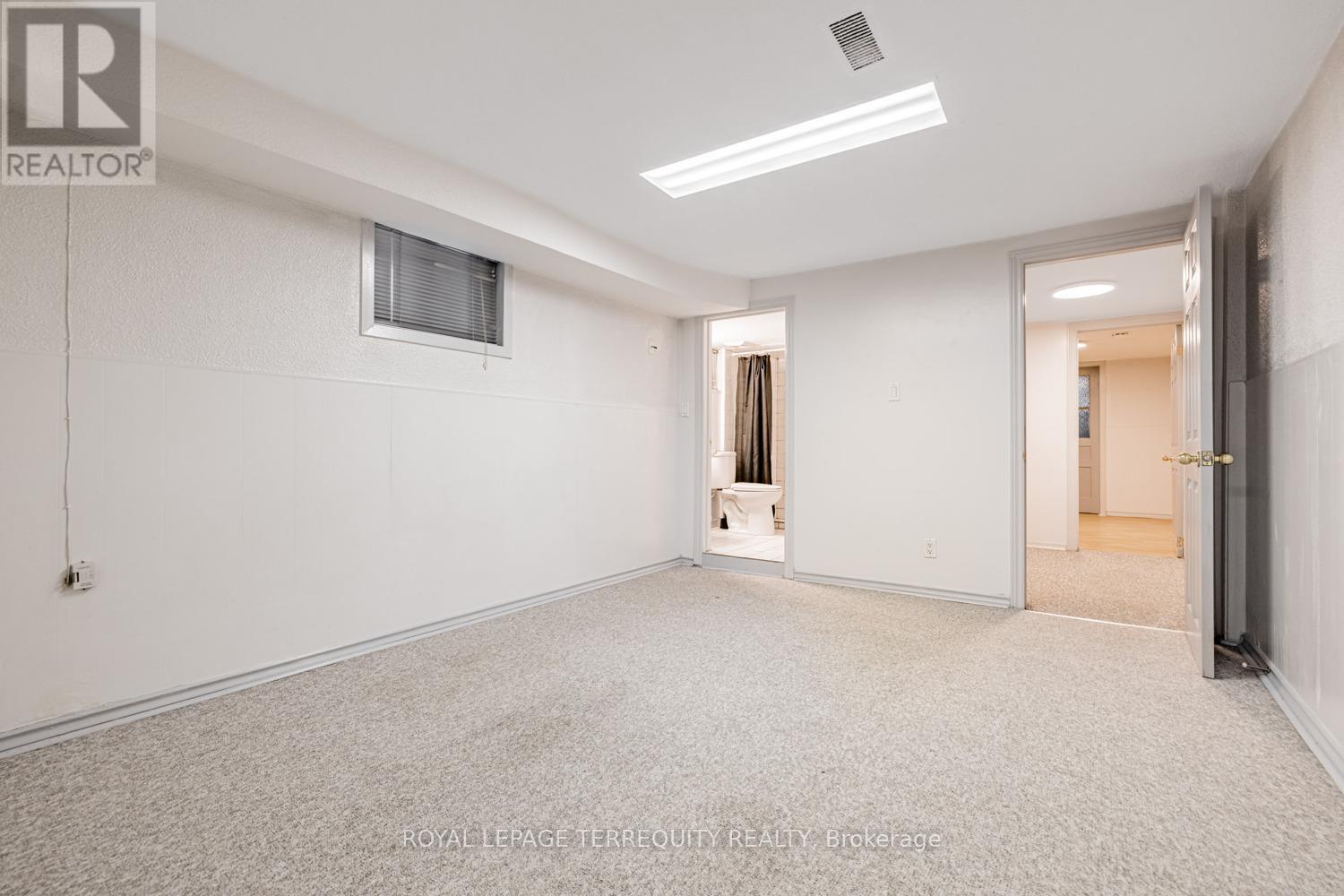 Bsmt - 171 Christie Street, Toronto, Ontario  M6G 3B3 - Photo 4 - C12769712