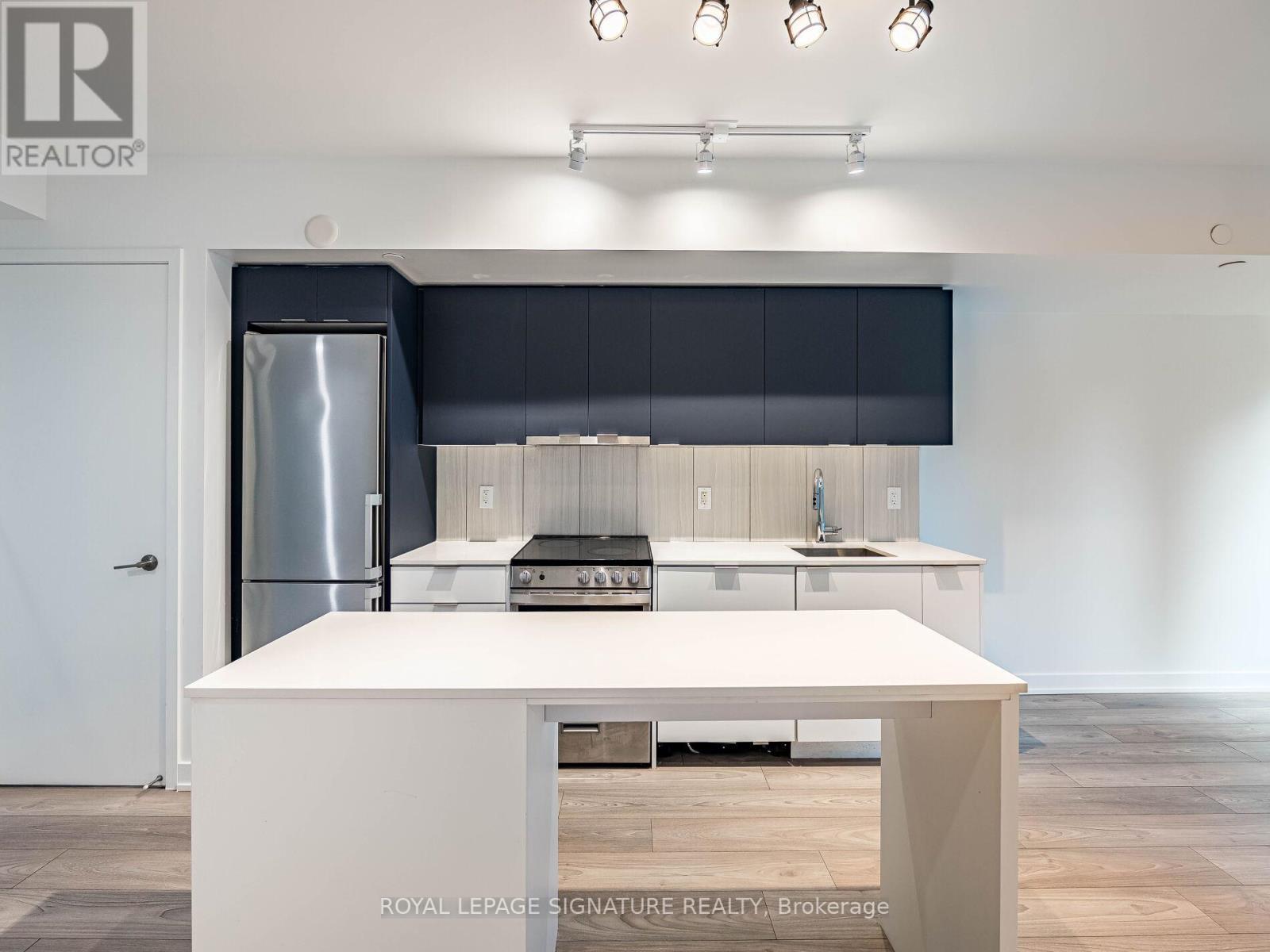 525 - 8 Tippett Road, Toronto, Ontario  M3H 0E7 - Photo 21 - C12769744