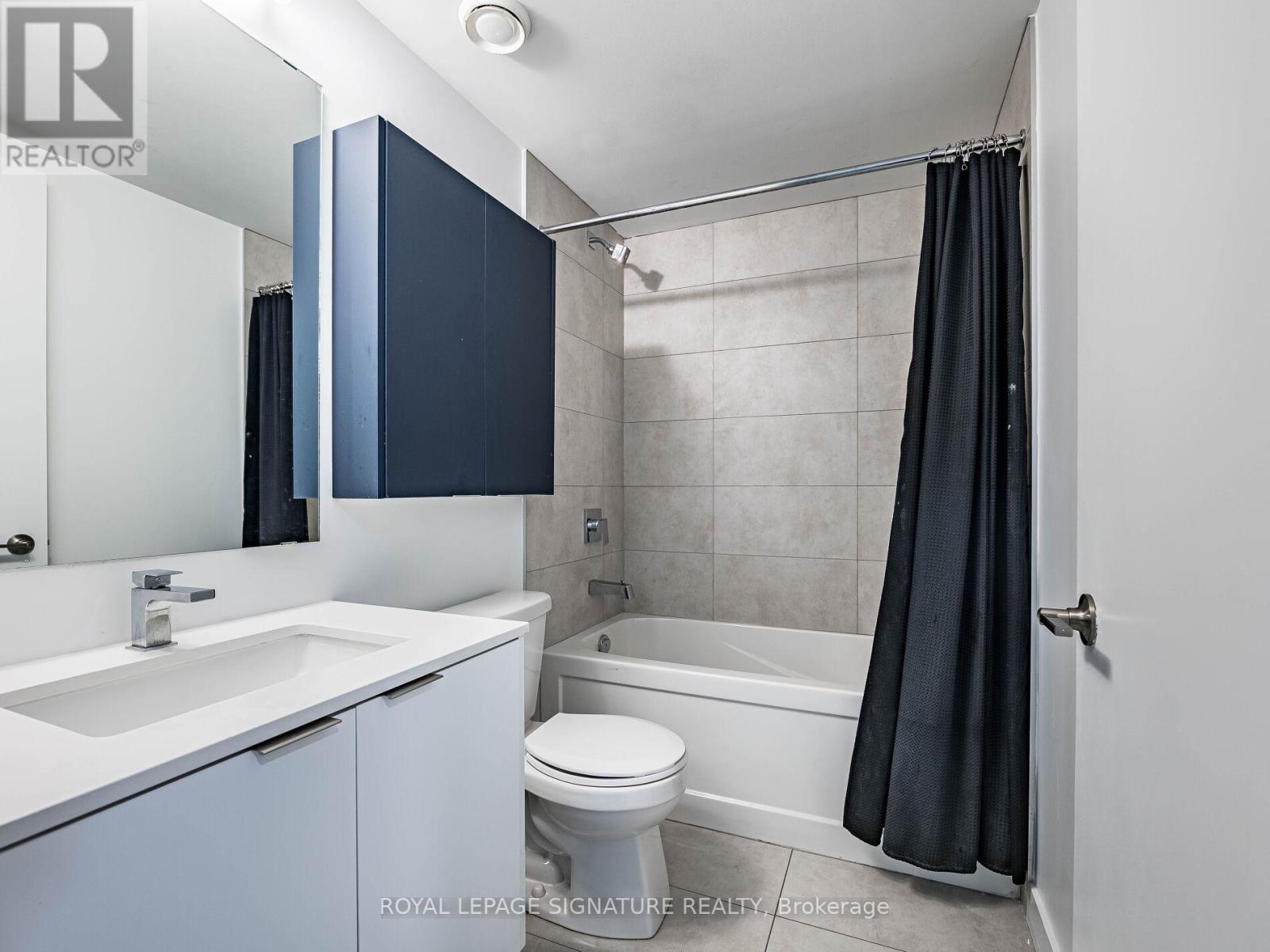 525 - 8 Tippett Road, Toronto, Ontario  M3H 0E7 - Photo 34 - C12769744