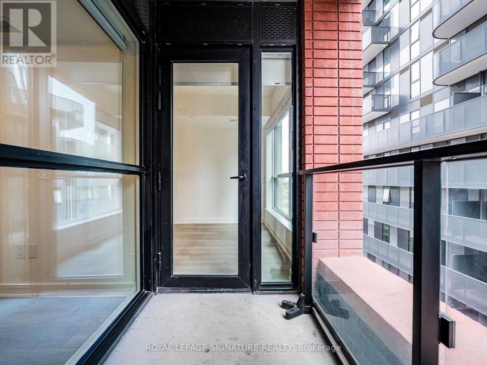 525 - 8 Tippett Road, Toronto, Ontario  M3H 0E7 - Photo 38 - C12769744