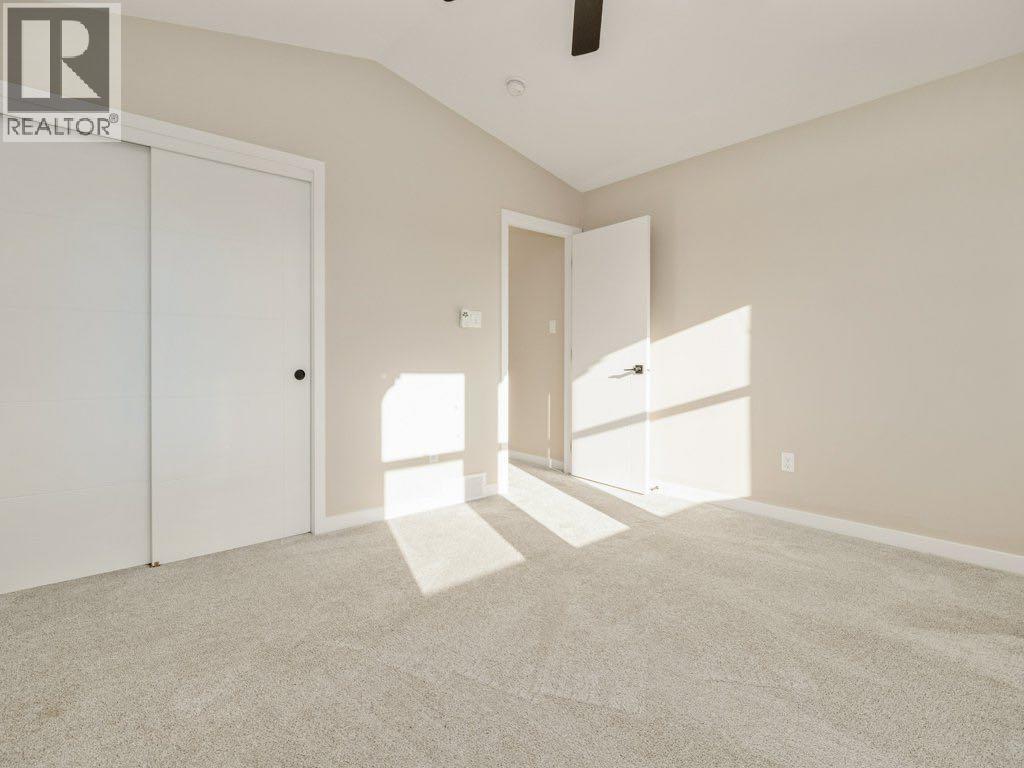 947 41 Avenue N, Lethbridge, Alberta  T1H 7G9 - Photo 38 - A2270387