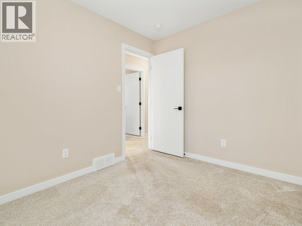 947 41 Avenue N, Lethbridge, Alberta  T1H 7G9 - Photo 36 - A2270387