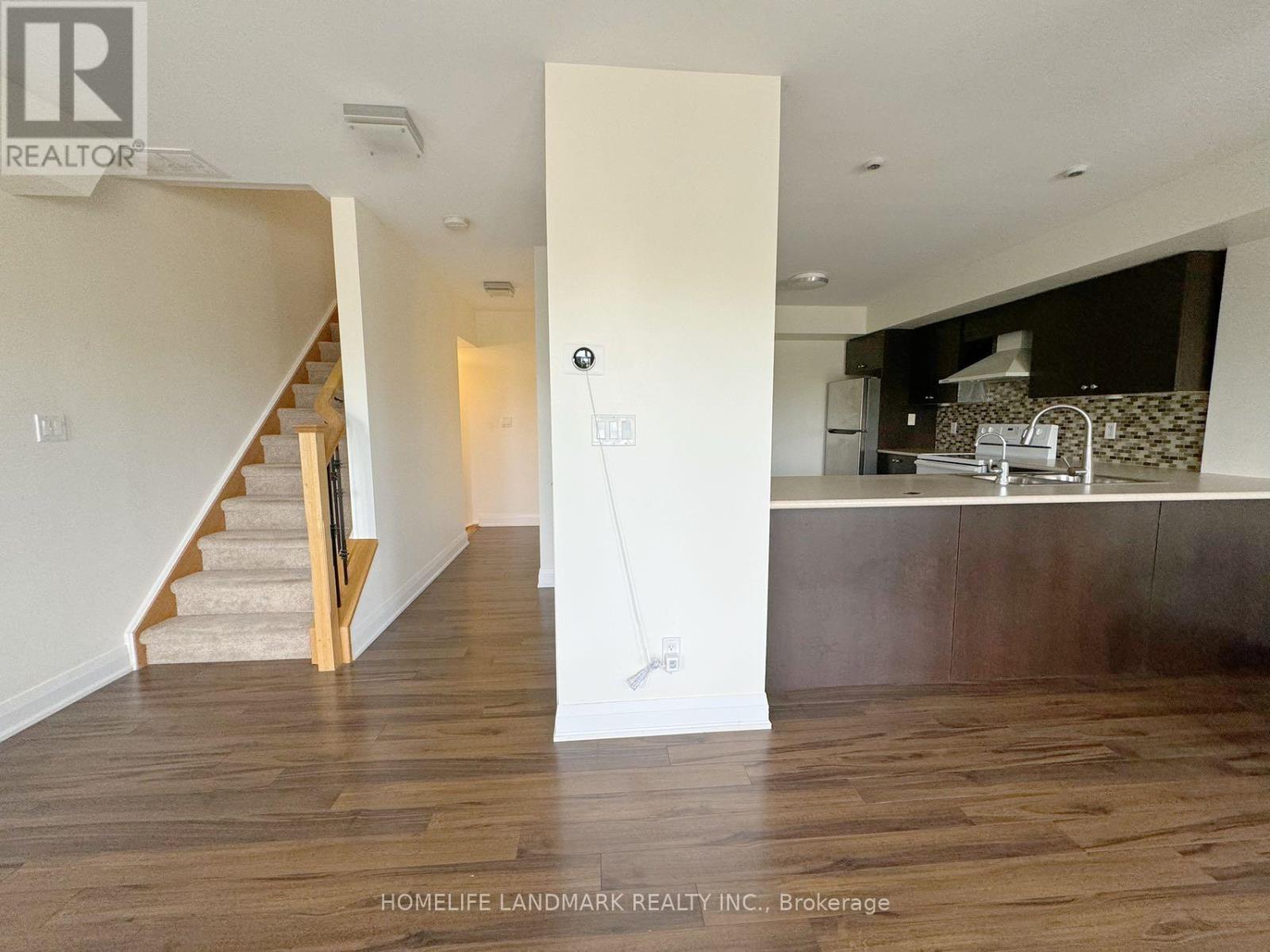 215 - 320 John Street, Markham (Aileen-Willowbrook), Ontario  L3T 0B1 - Photo 9 - N12769722