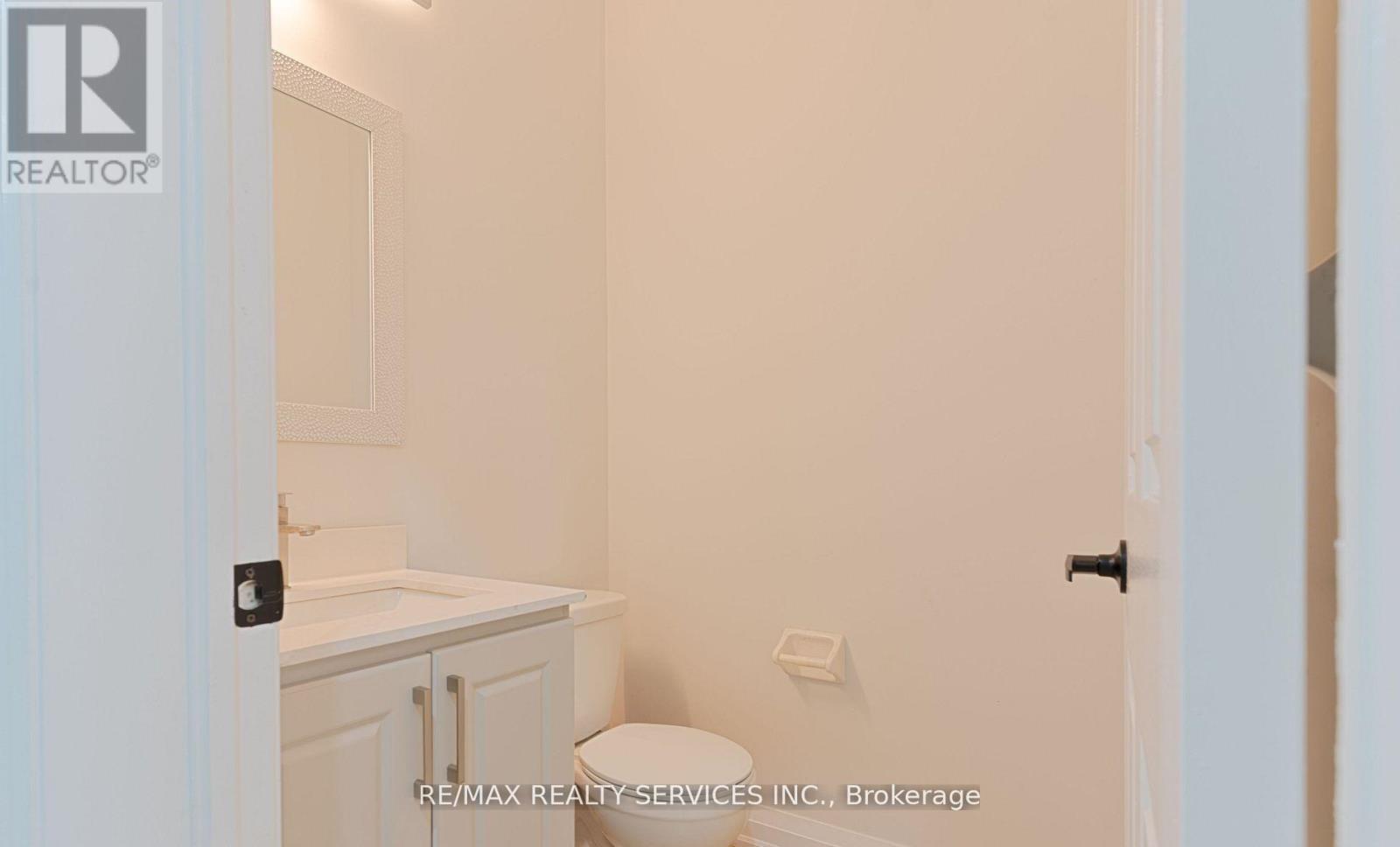 107 Frenchpark Circle, Brampton (Credit Valley), Ontario  L6X 0Y5 - Photo 13 - W12769720