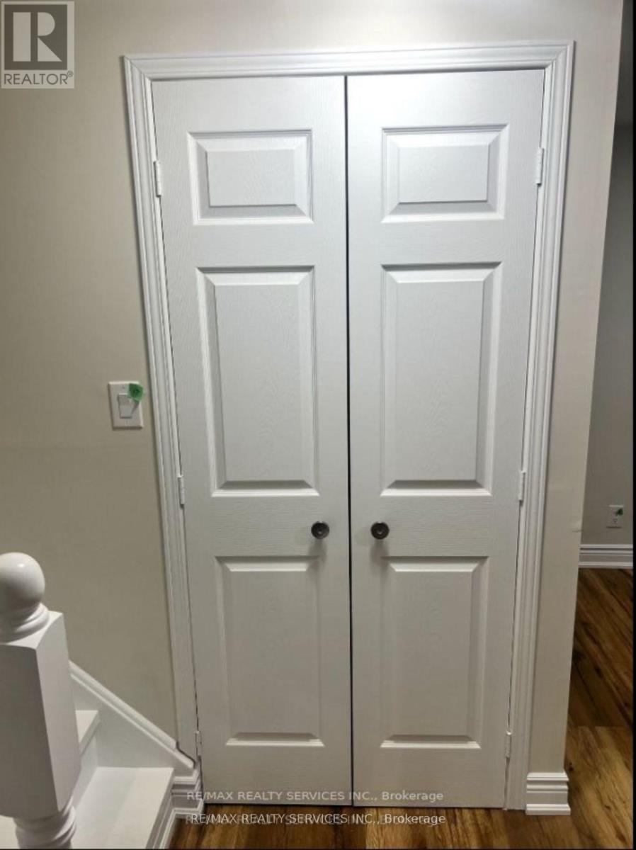 Bsmt - 18 Treegrove Crescent, Brampton (Fletcher's Meadow), Ontario  L7A 3X8 - Photo 4 - W12769730