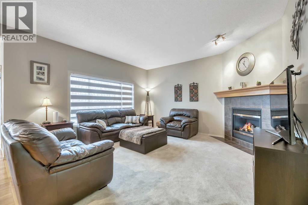 408 Rainbow Falls Way, Chestermere, Alberta  T1X 1S6 - Photo 9 - A2269868