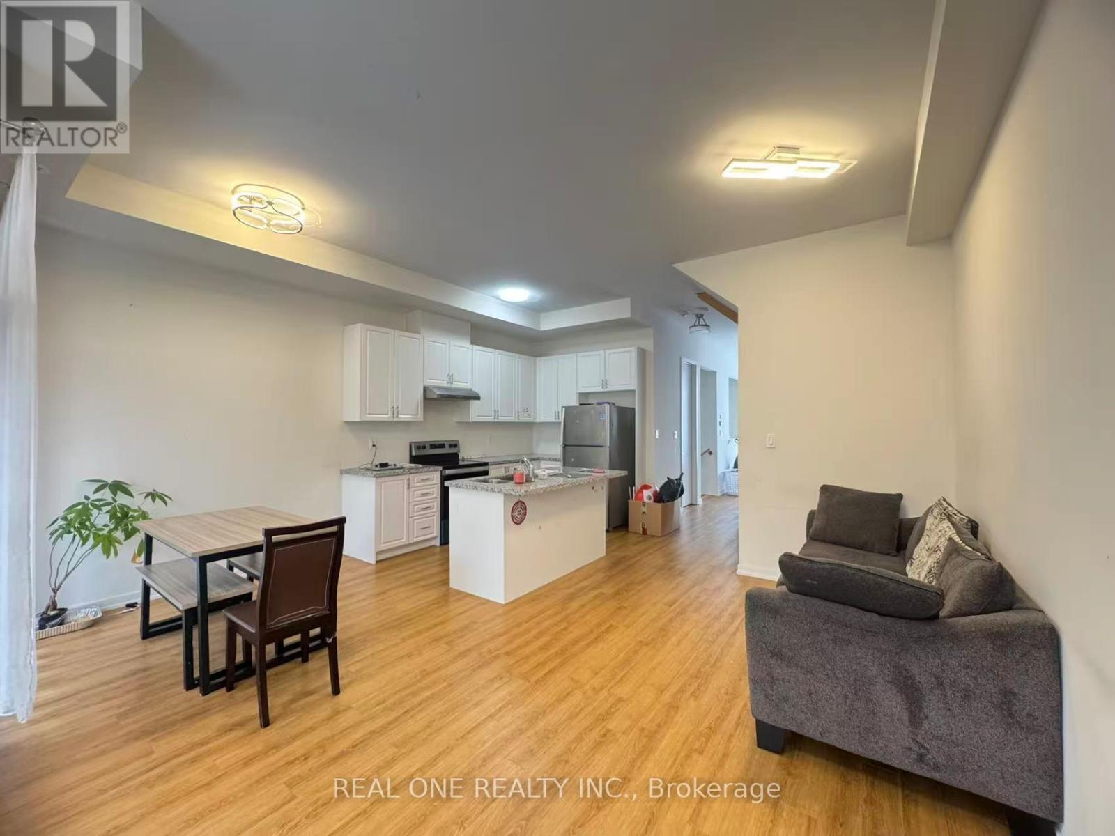 22 Andalusia Lane, Markham, Ontario  L6E 0V3 - Photo 4 - N12769548