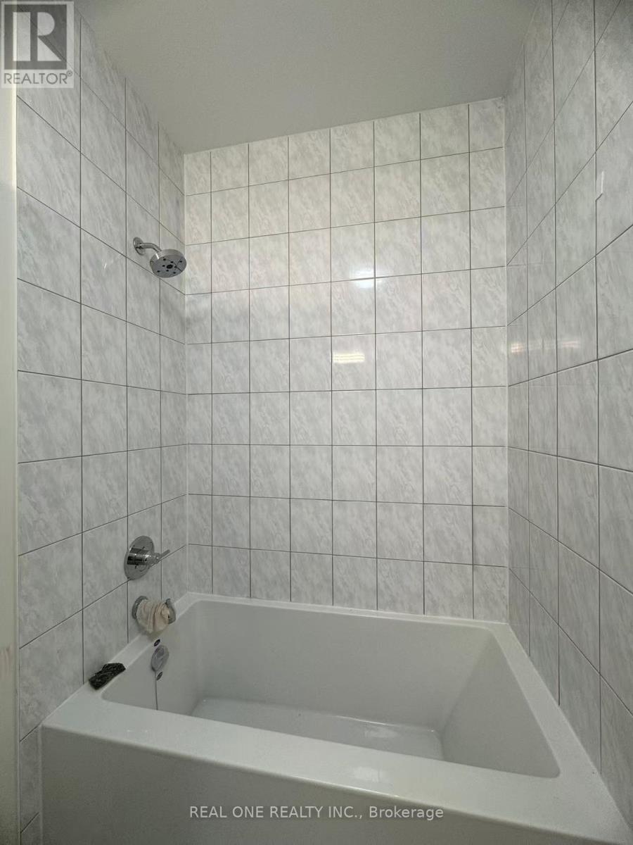 22 Andalusia Lane, Markham, Ontario  L6E 0V3 - Photo 14 - N12769548