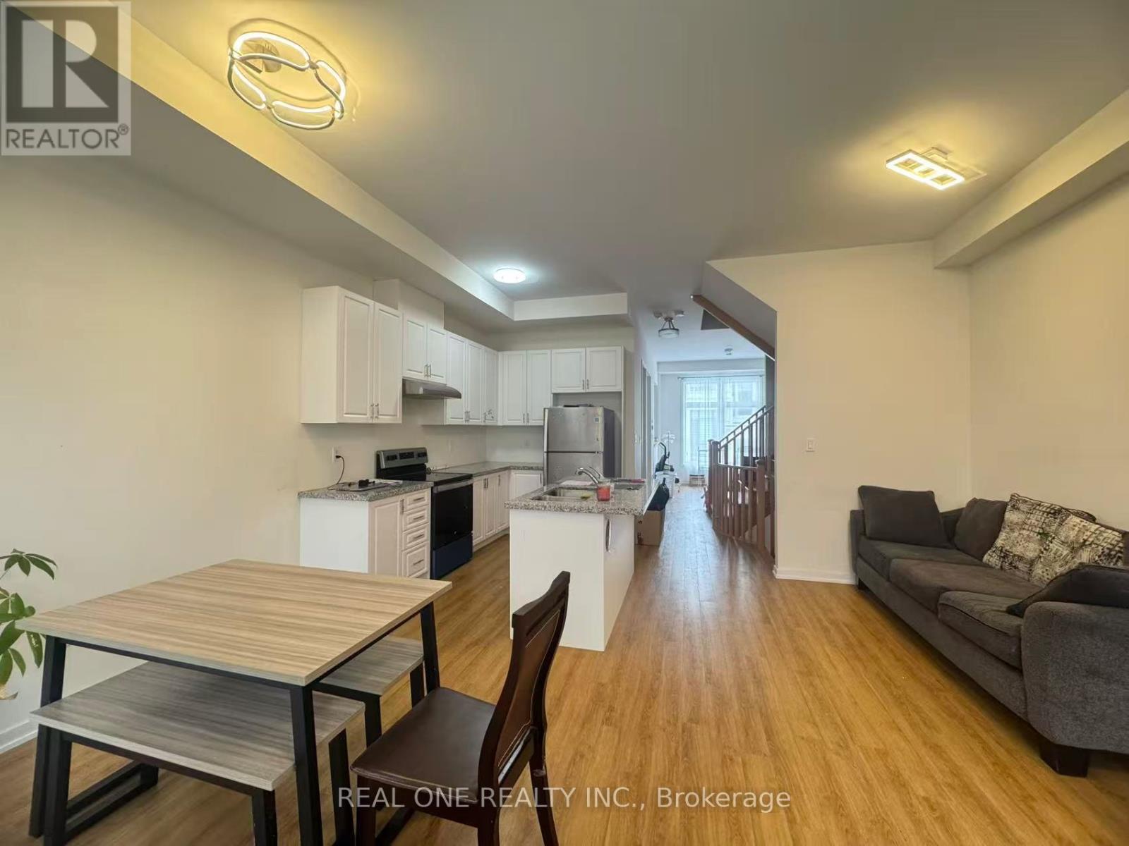 22 Andalusia Lane, Markham, Ontario  L6E 0V3 - Photo 3 - N12769548