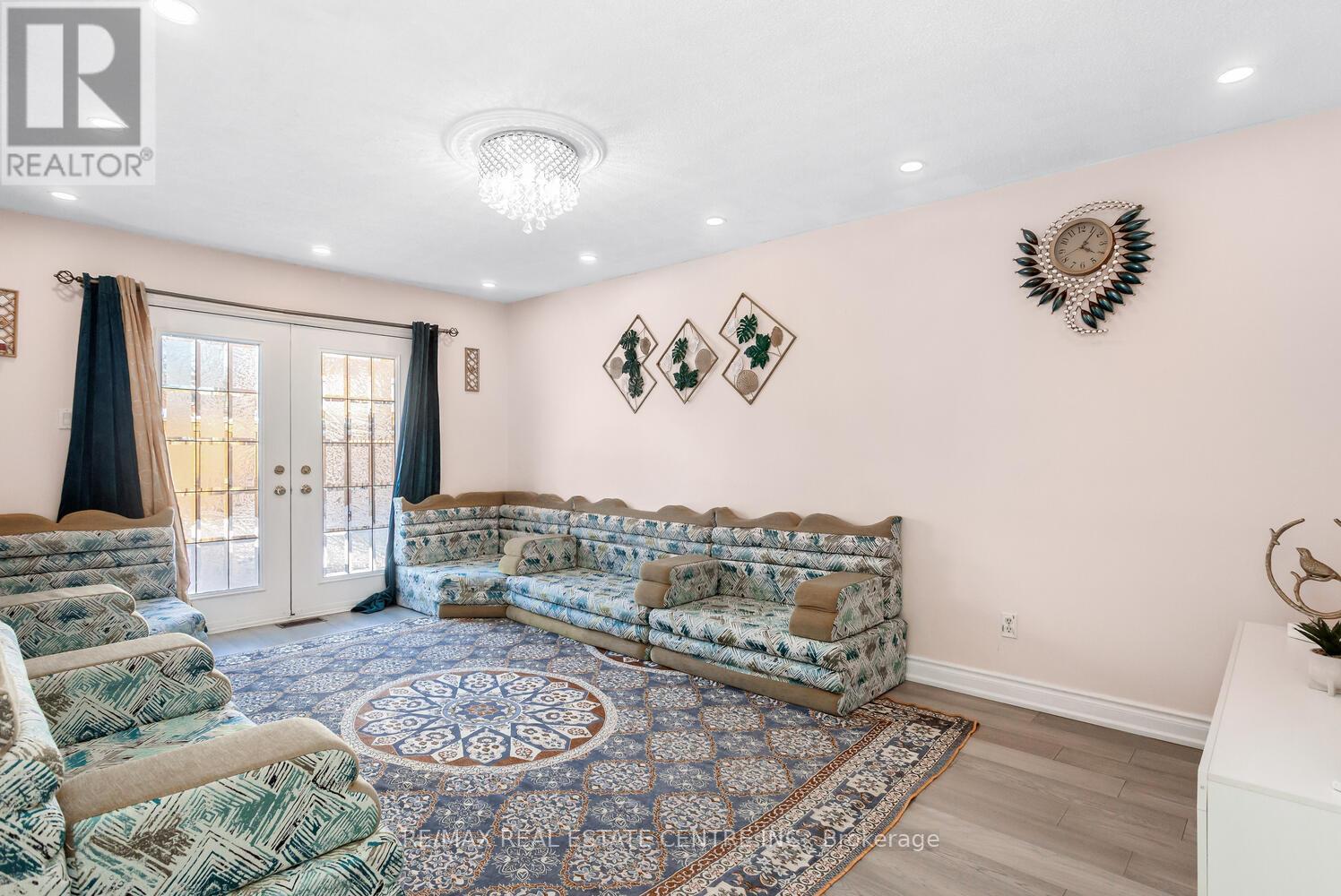 41 Presidential Street, Vaughan, Ontario  L4L 5H2 - Photo 12 - N12769764