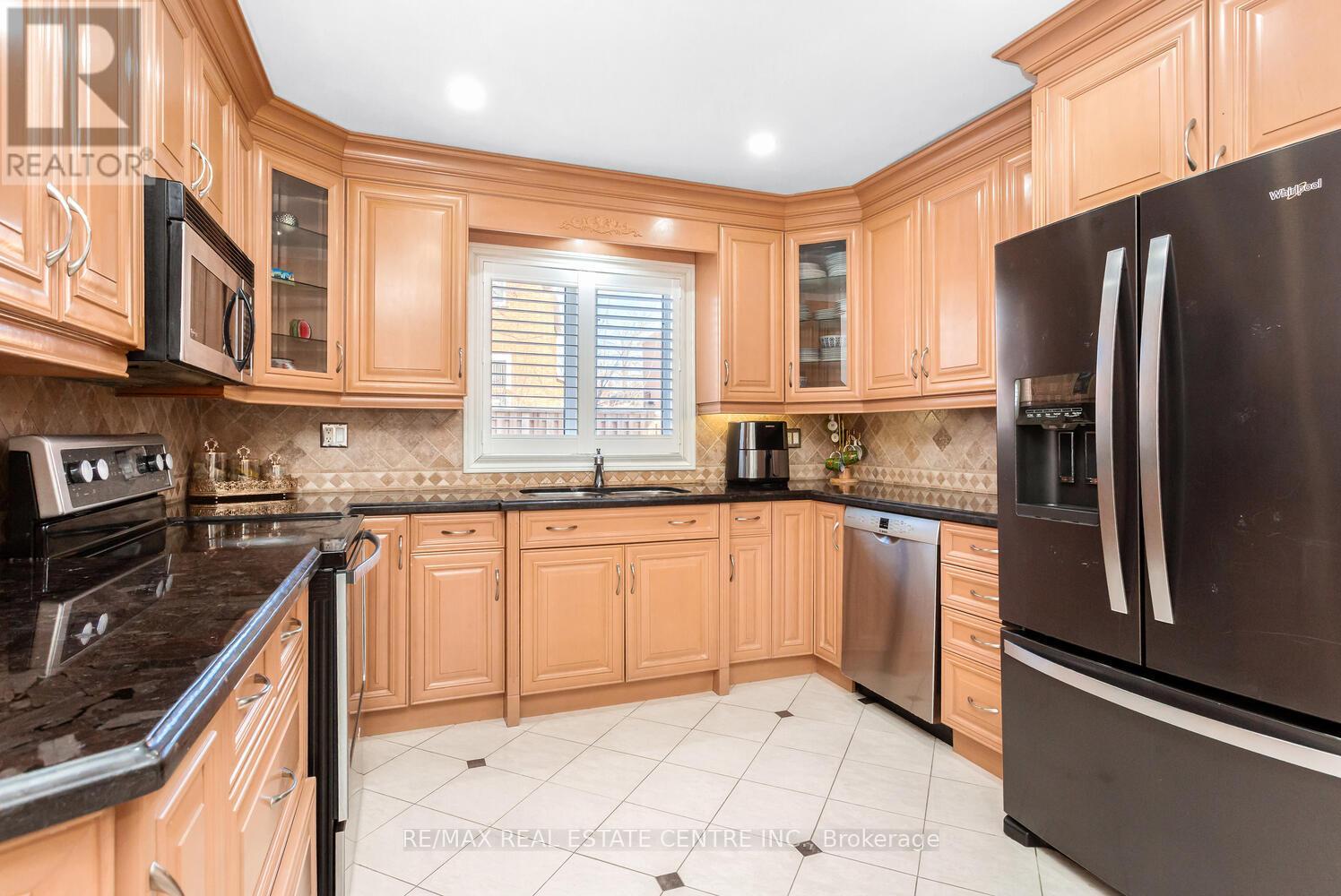 41 Presidential Street, Vaughan, Ontario  L4L 5H2 - Photo 15 - N12769764