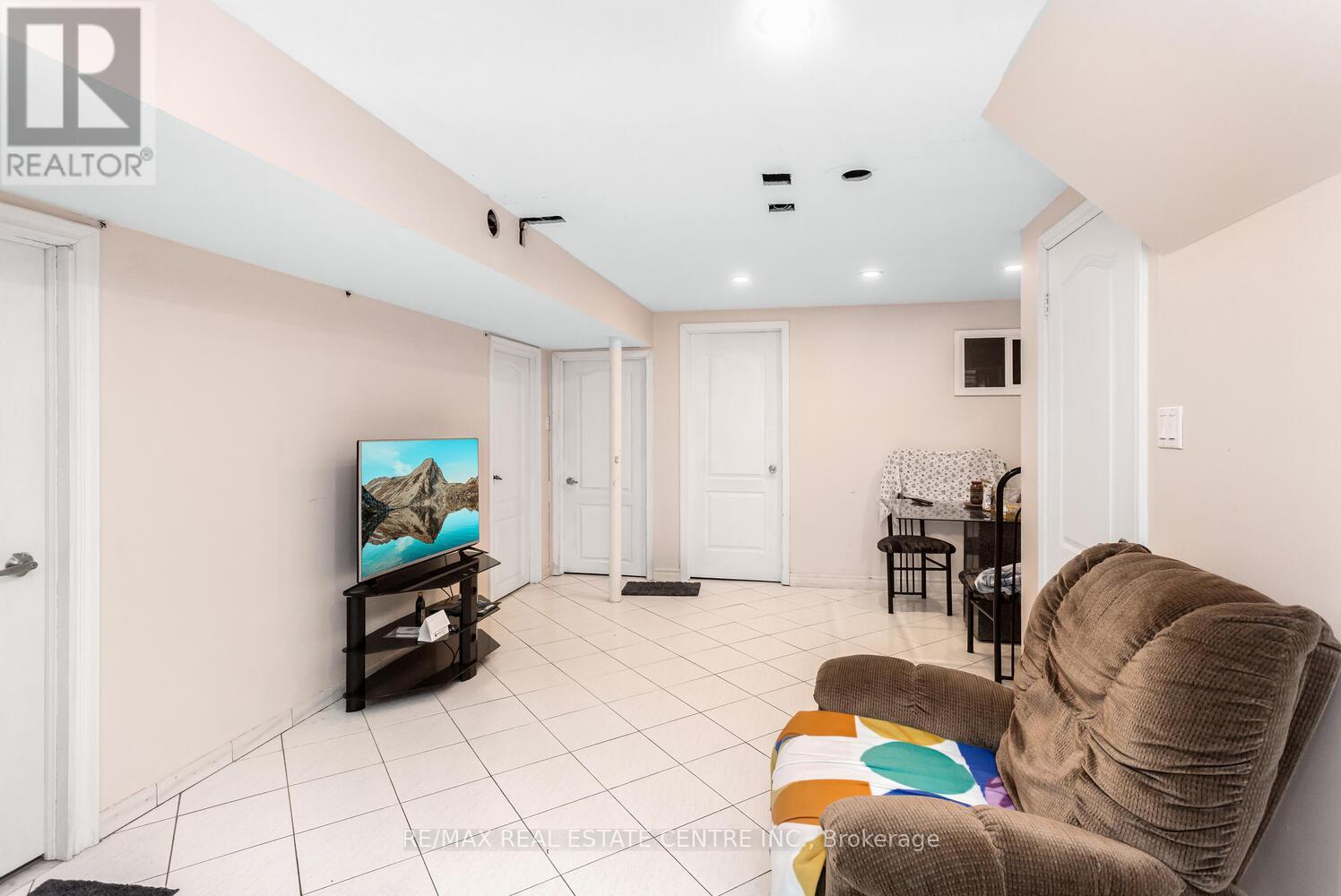 41 Presidential Street, Vaughan, Ontario  L4L 5H2 - Photo 31 - N12769764