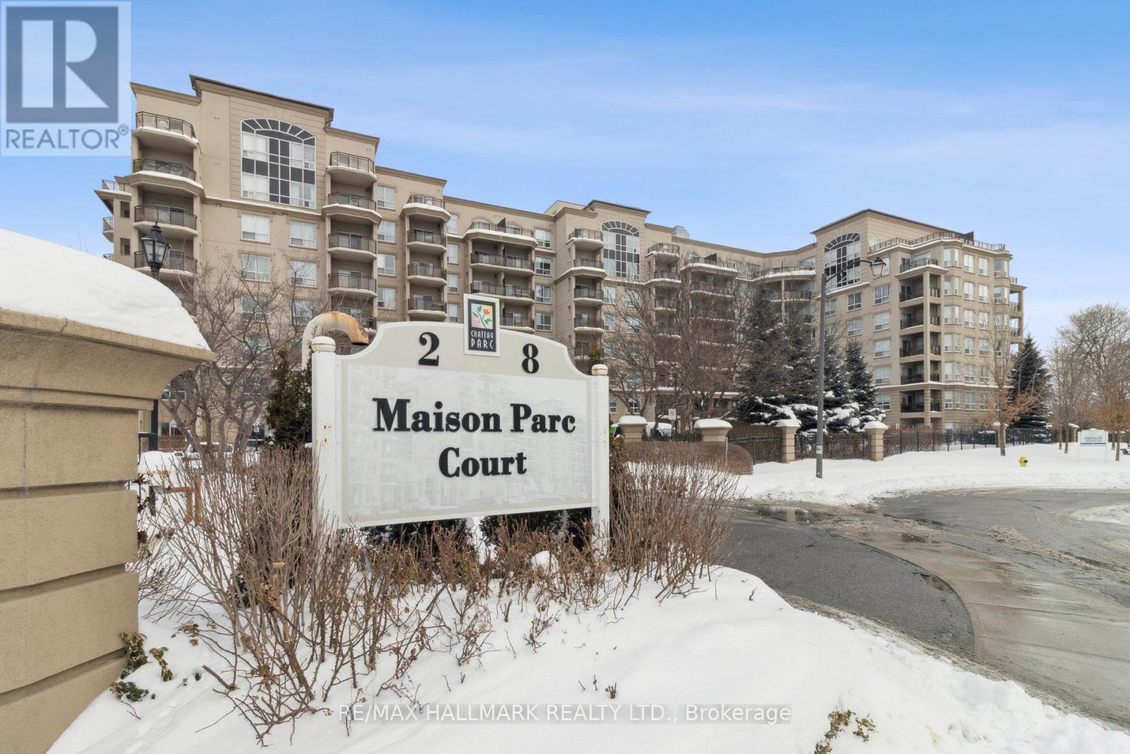 713 - 2 MAISON PARC COURT, vaughan (lakeview estates), Ontario