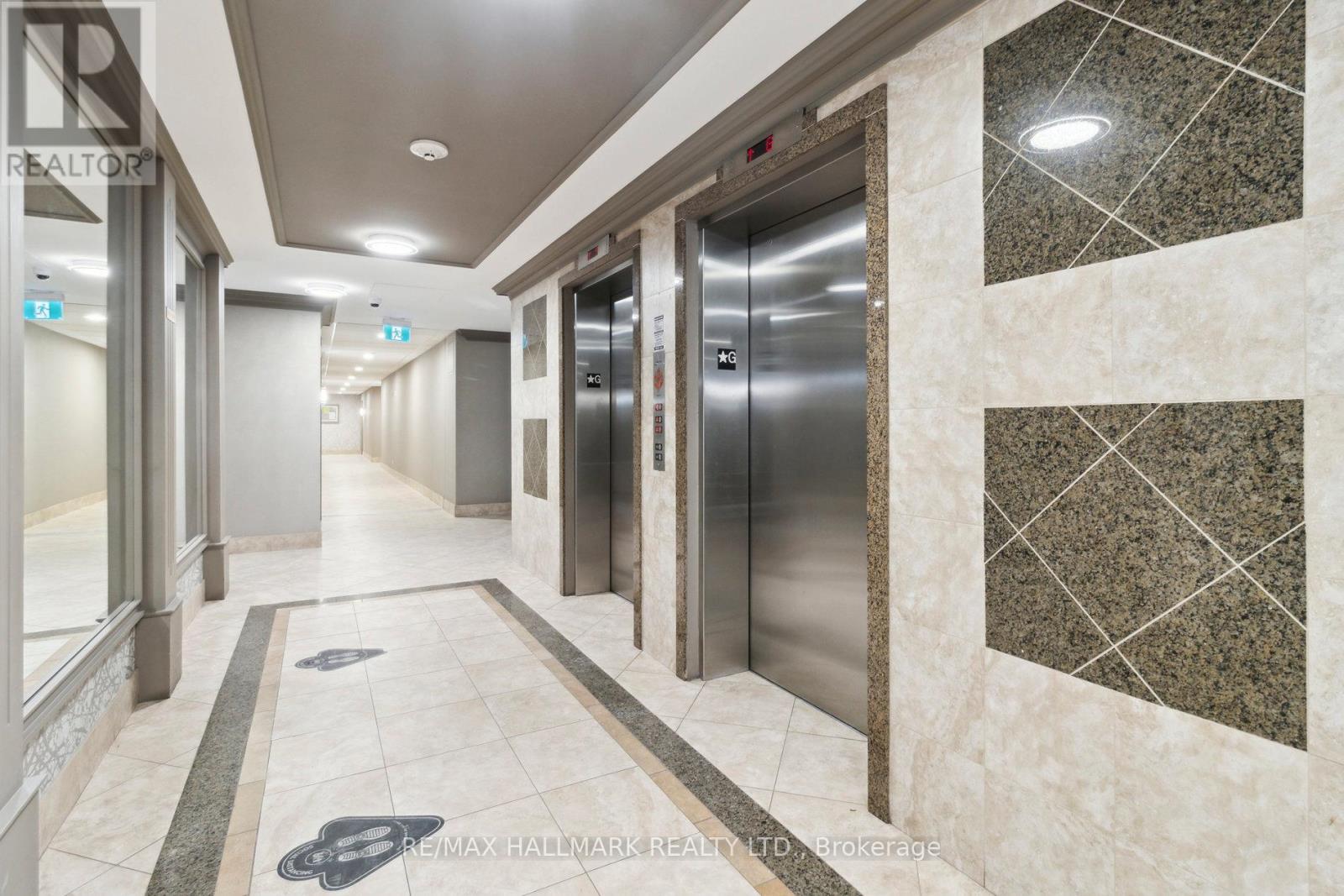 713 - 2 Maison Parc Court, Vaughan (Lakeview Estates), Ontario  L4J 9K4 - Photo 3 - N12769784