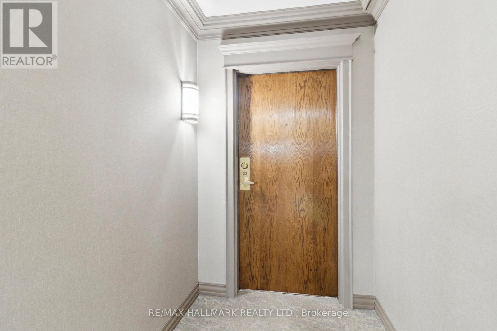 713 - 2 Maison Parc Court, Vaughan (Lakeview Estates), Ontario  L4J 9K4 - Photo 4 - N12769784