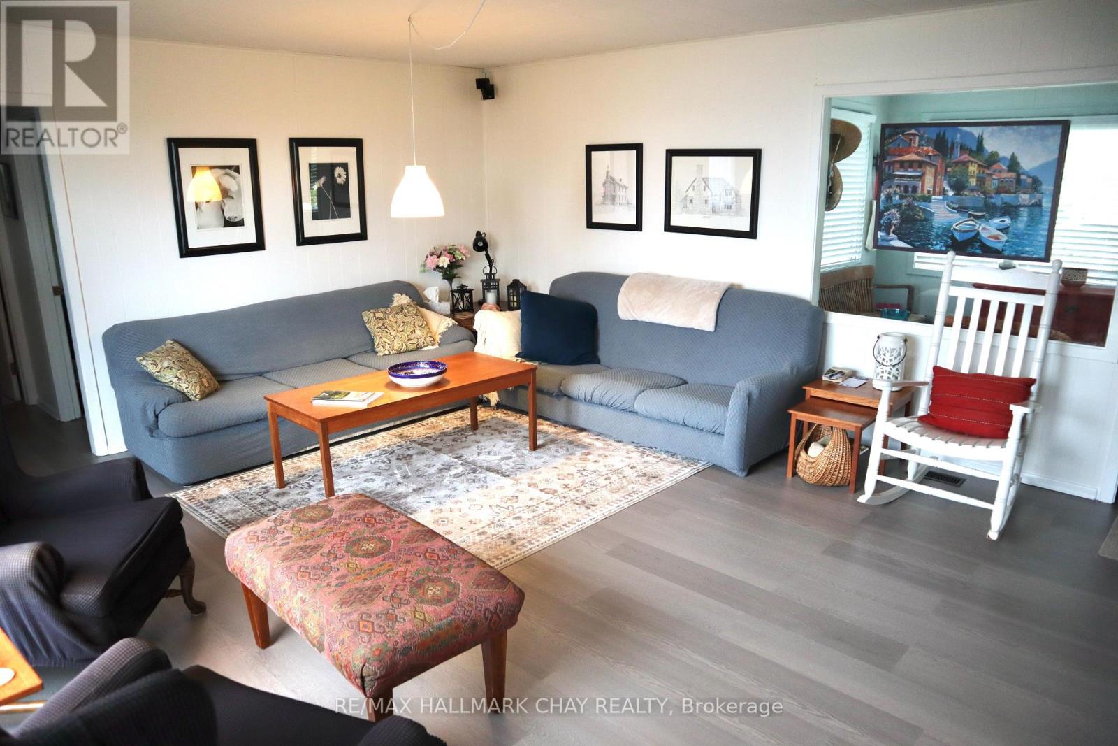 1125 Woodland Drive, Oro-Medonte, Ontario  L3V 6H1 - Photo 12 - S12769786