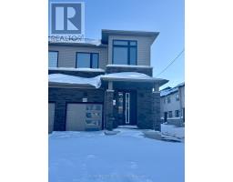 879 DOURO STREET, Stratford, Ontario