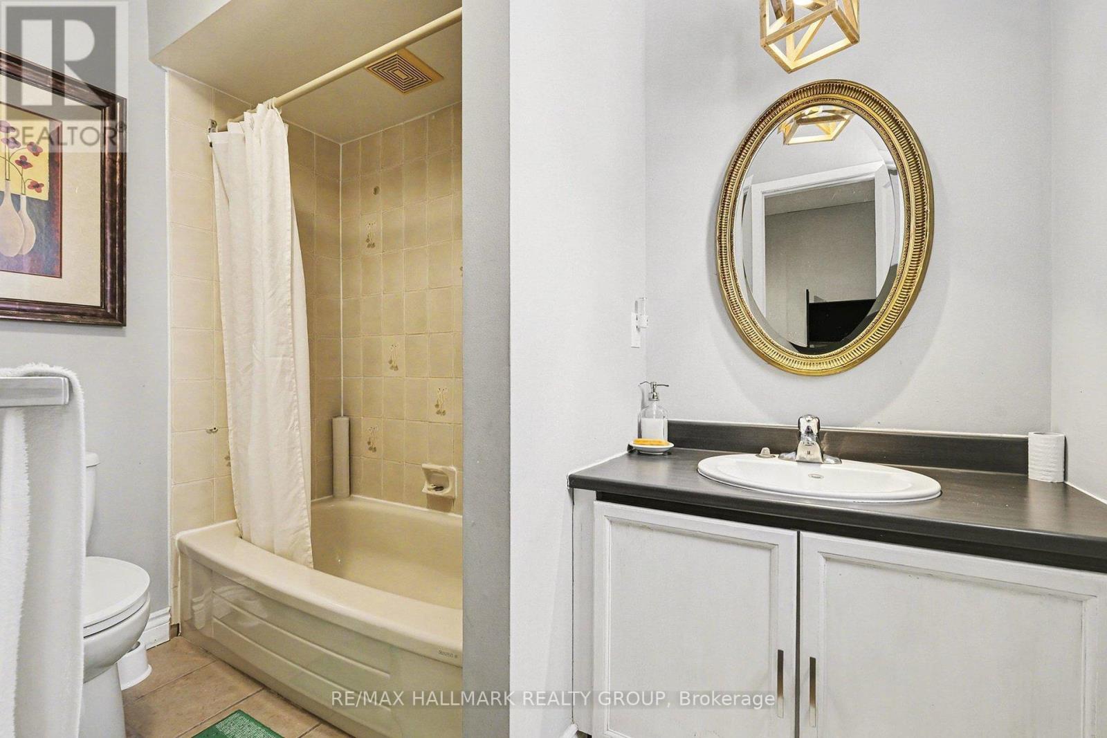 808 Torsa Court, Ottawa, Ontario  K2B 8P8 - Photo 16 - X12769800