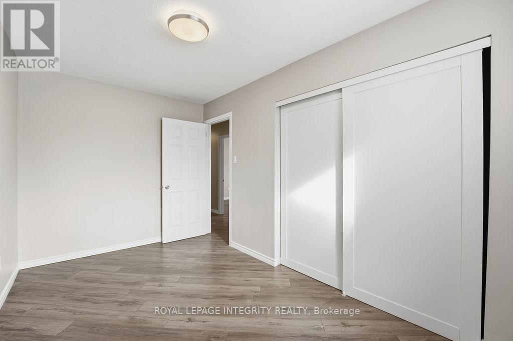 2039 St. Laurent Boulevard, Ottawa, Ontario  K1G 1A5 - Photo 12 - X12769804