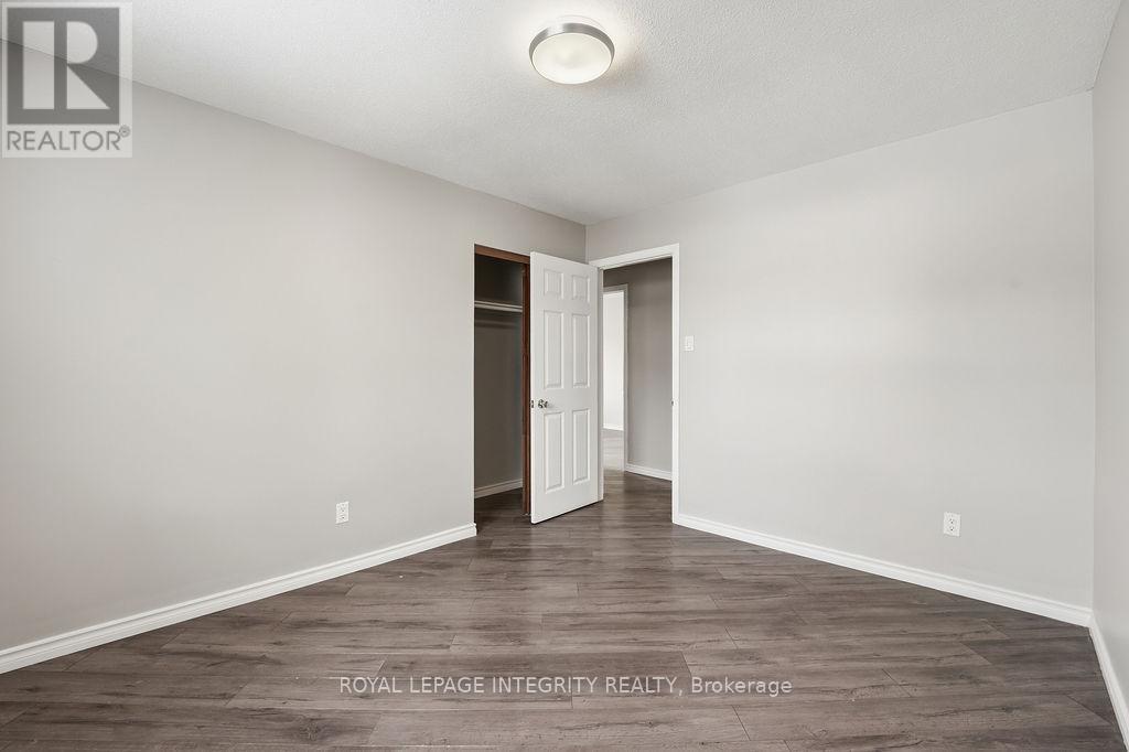 2039 St. Laurent Boulevard, Ottawa, Ontario  K1G 1A5 - Photo 14 - X12769804