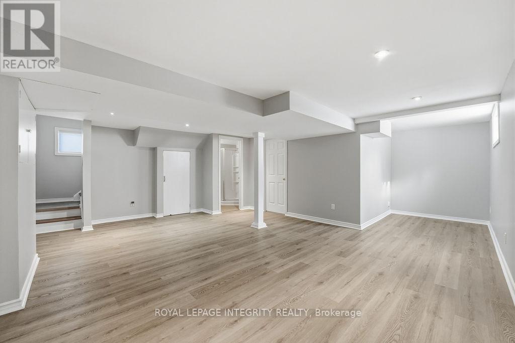 2039 St. Laurent Boulevard, Ottawa, Ontario  K1G 1A5 - Photo 18 - X12769804