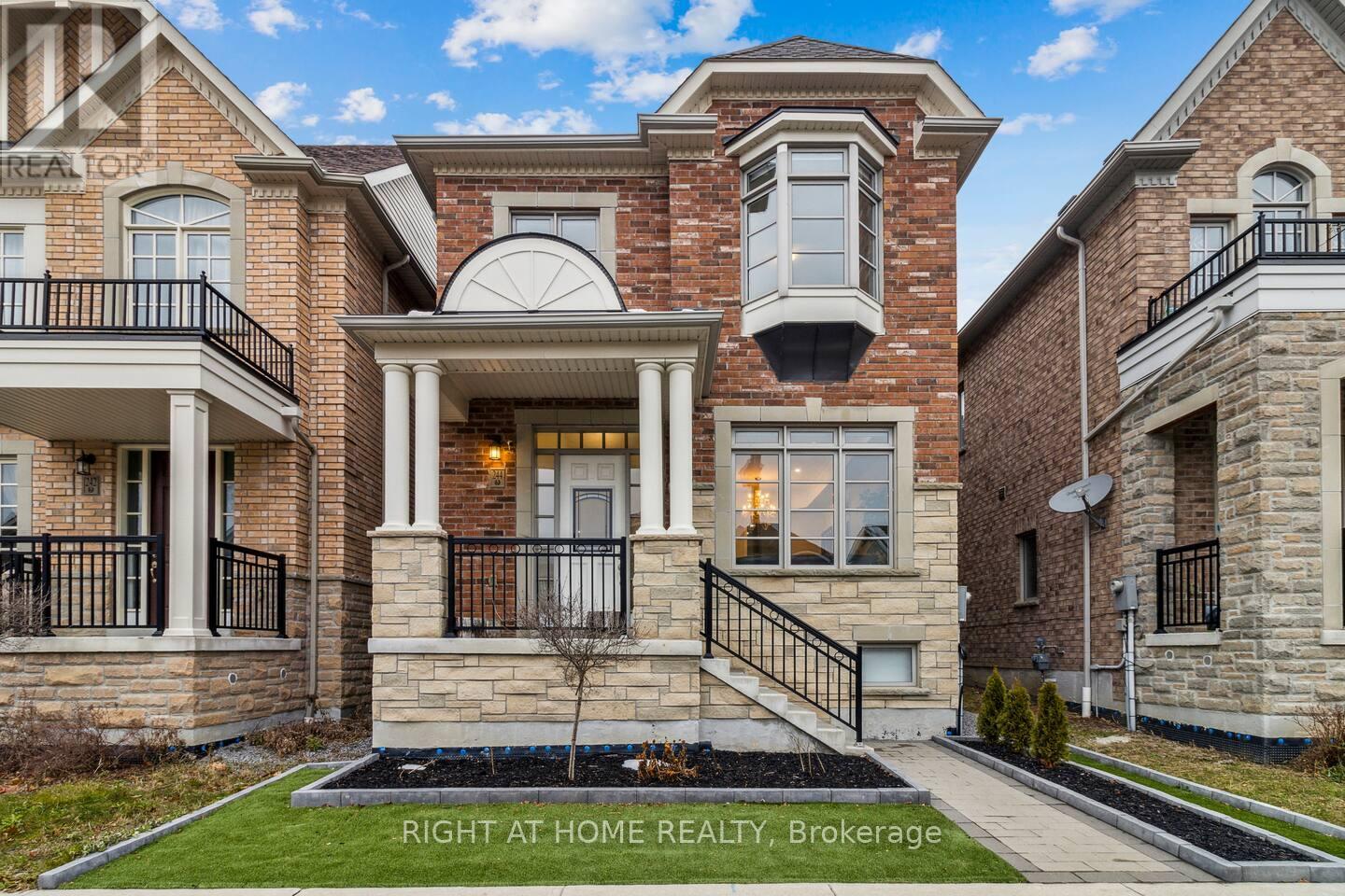 244 PARADELLE DRIVE, Richmond Hill, Ontario