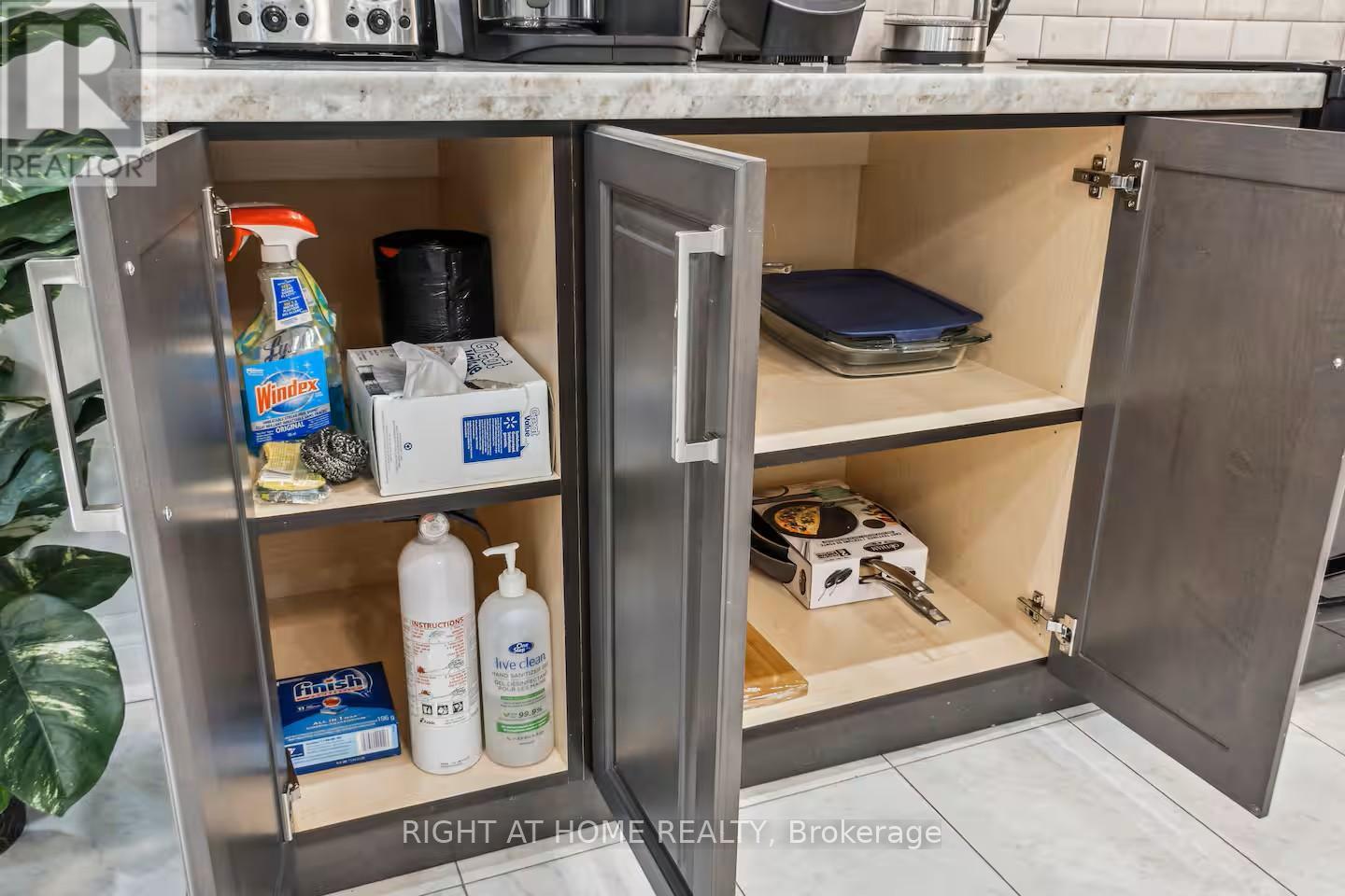 244 Paradelle Drive, Richmond Hill, Ontario  L4E 0E4 - Photo 23 - N12727686