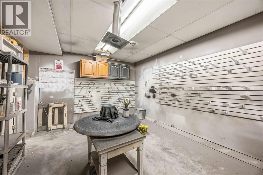 116 East Street North, Sarnia, Ontario  N7T 6X2 - Photo 6 - 26002492