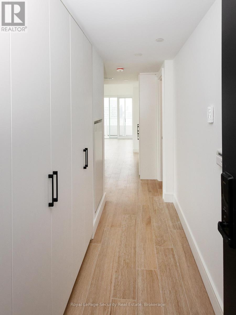 5710 - 88 QUEEN STREET E, toronto (church-yonge corridor), Ontario