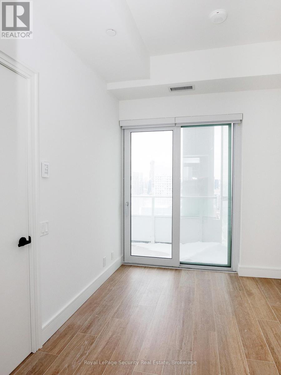 5710 - 88 Queen Street E, Toronto (Church-Yonge Corridor), Ontario  M5C 0B6 - Photo 15 - C12769794