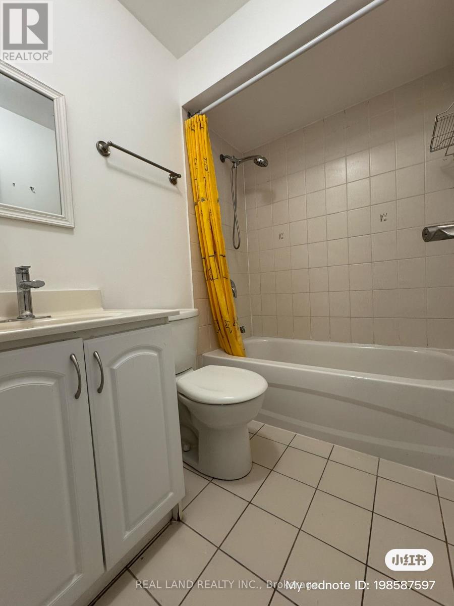 55 Snapdragon Drive, Toronto (Pleasant View), Ontario  M2J 4X5 - Photo 11 - C12769838