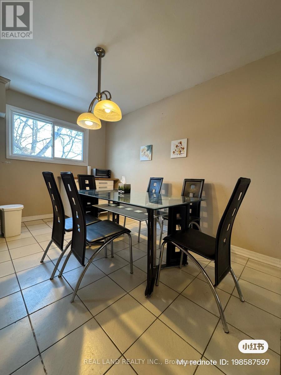 55 Snapdragon Drive, Toronto (Pleasant View), Ontario  M2J 4X5 - Photo 14 - C12769838