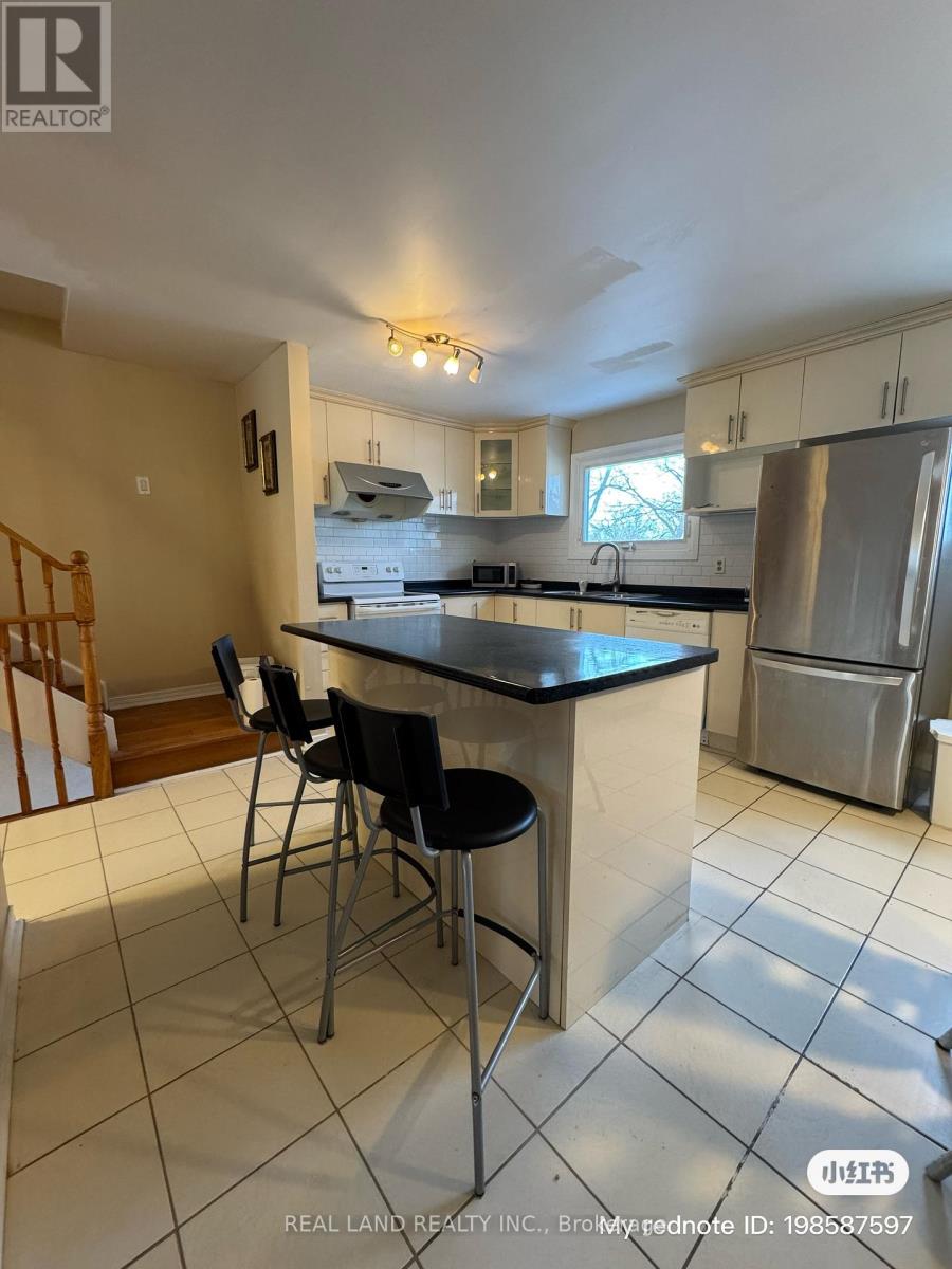 55 Snapdragon Drive, Toronto (Pleasant View), Ontario  M2J 4X5 - Photo 16 - C12769838