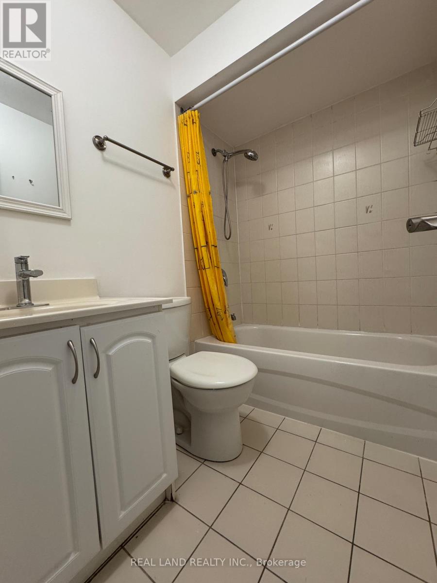 55 Snapdragon Drive, Toronto (Pleasant View), Ontario  M2J 4X5 - Photo 19 - C12769838