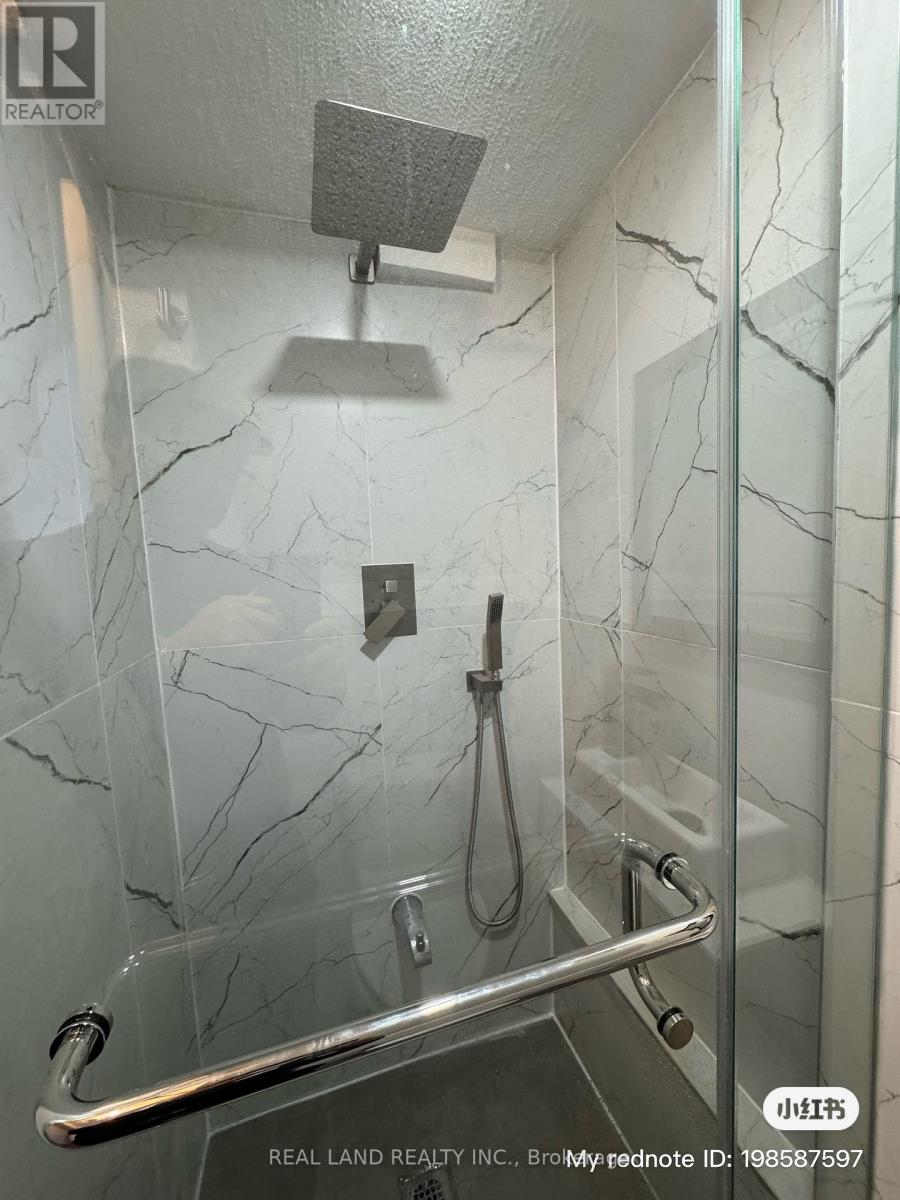 55 Snapdragon Drive, Toronto (Pleasant View), Ontario  M2J 4X5 - Photo 6 - C12769838