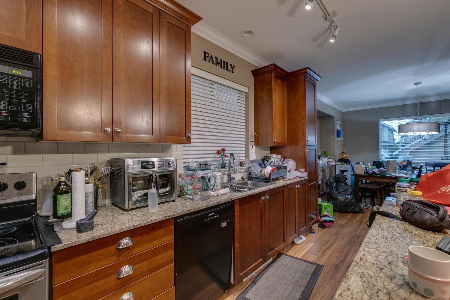 18913 67a Avenue, Surrey, British Columbia  V4N 6A1 - Photo 13 - R3084826