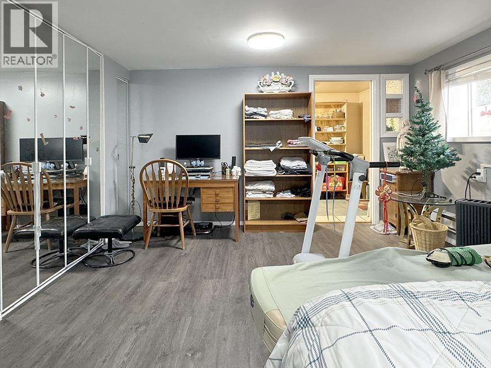 Listing Picture 31 of 40 : 8140 LUCAS ROAD, Richmond / 烈治文 - 魯藝地產 Yvonne Lu Group - MLS Medallion Club Member