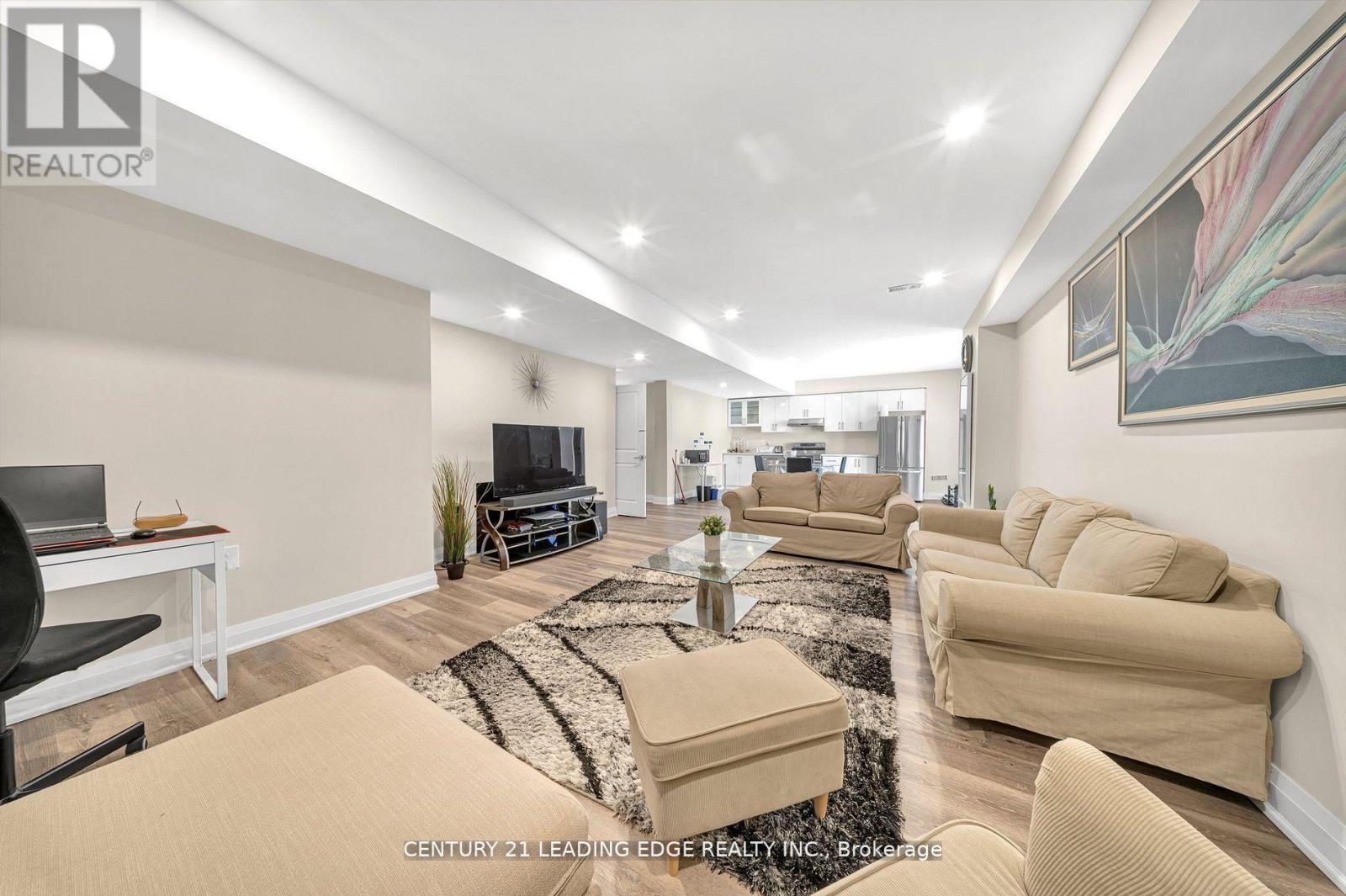 736 Hillview Crescent, Pickering (West Shore), Ontario  L1W 2S1 - Photo 34 - E12769820