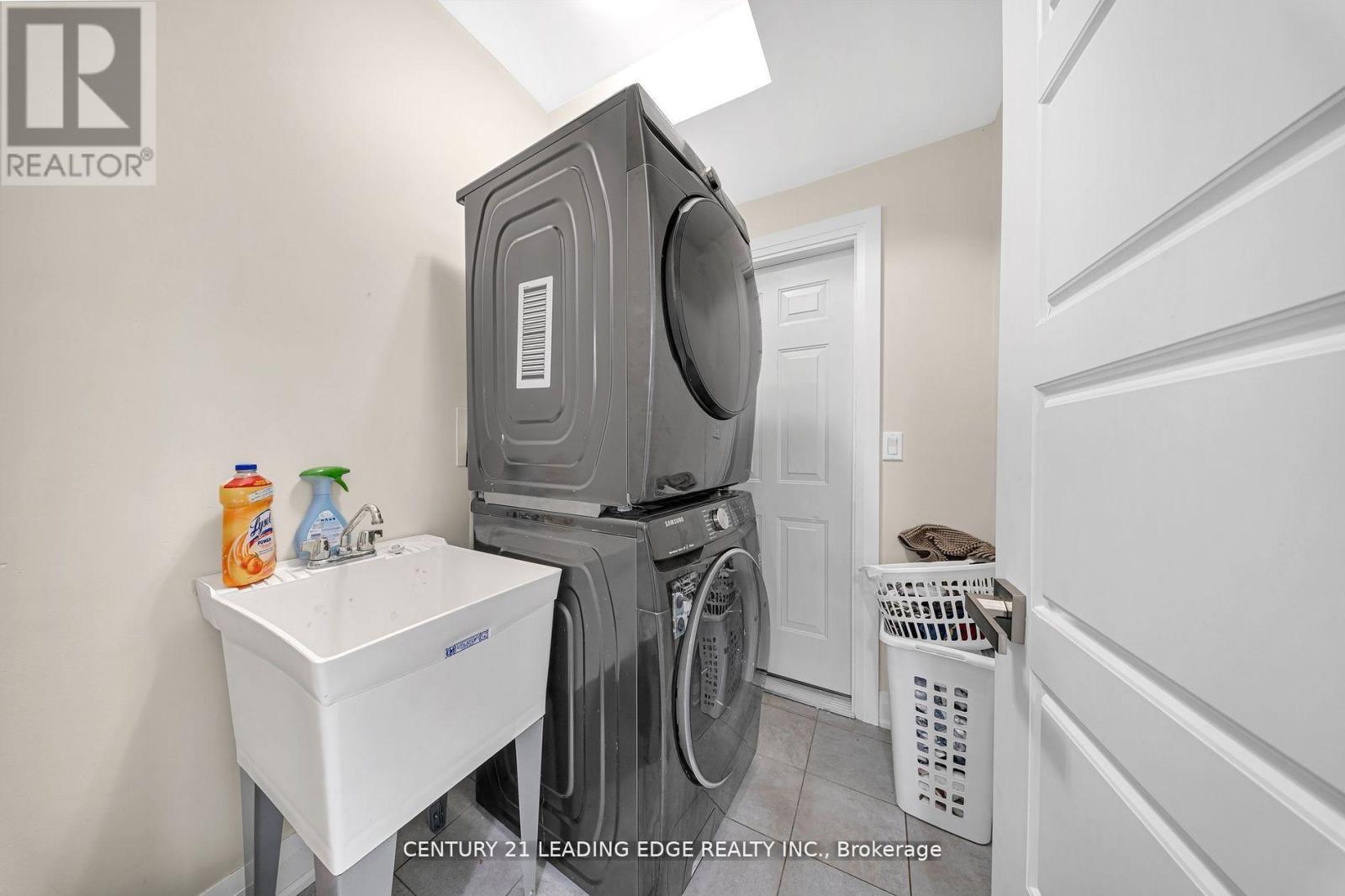 736 Hillview Crescent, Pickering (West Shore), Ontario  L1W 2S1 - Photo 38 - E12769820