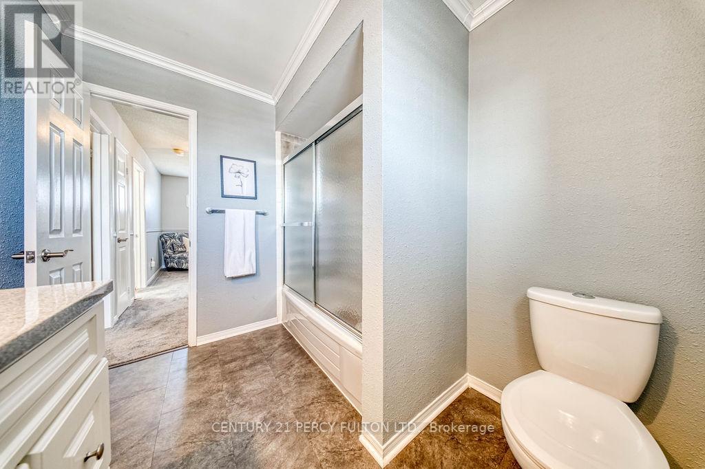 1037 Maury Crescent, Pickering (Liverpool), Ontario  L1X 1R3 - Photo 10 - E12769822