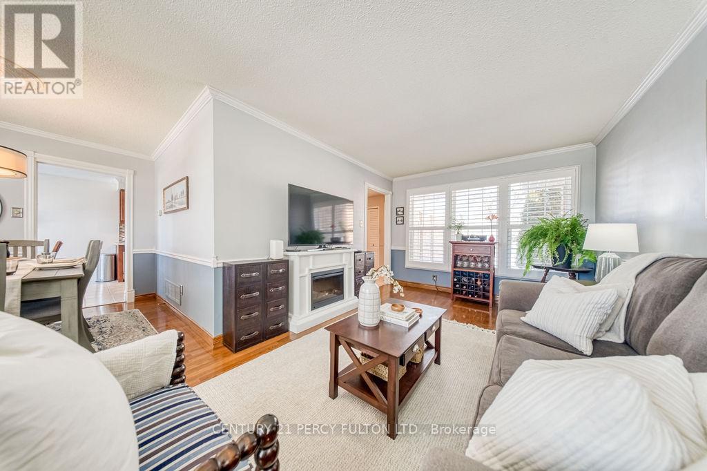 1037 Maury Crescent, Pickering (Liverpool), Ontario  L1X 1R3 - Photo 17 - E12769822