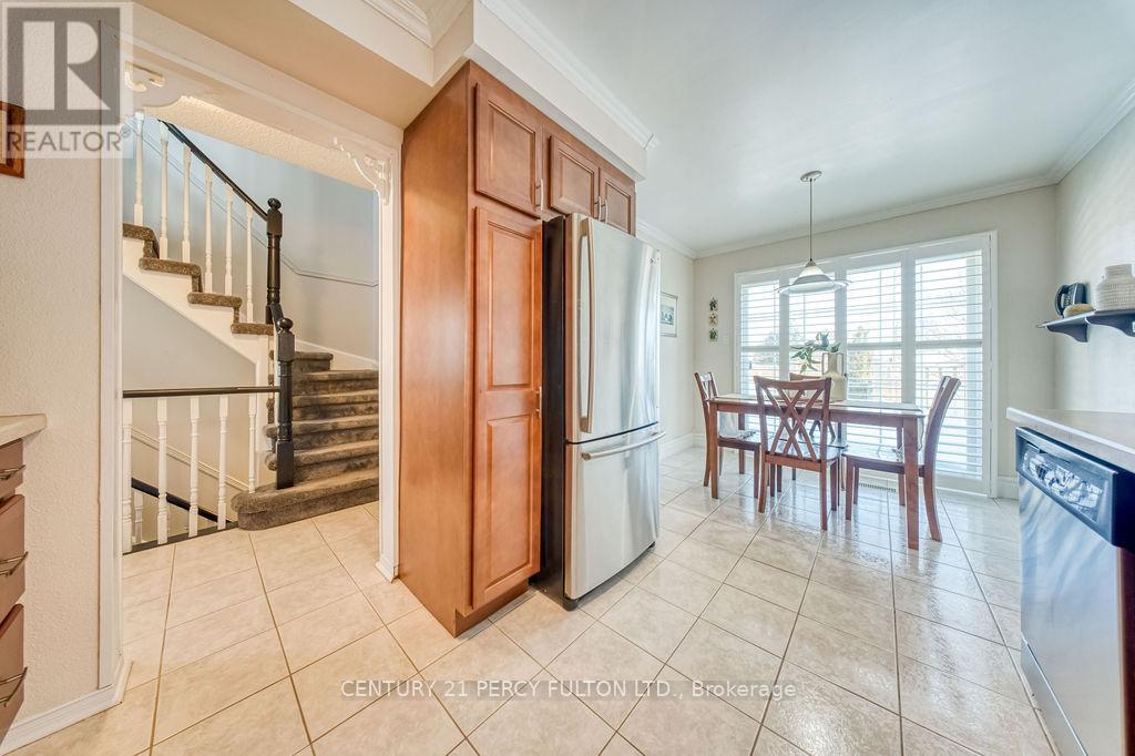 1037 Maury Crescent, Pickering (Liverpool), Ontario  L1X 1R3 - Photo 22 - E12769822