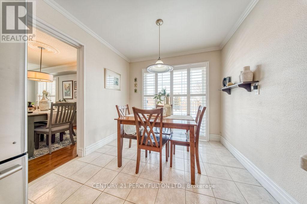 1037 Maury Crescent, Pickering (Liverpool), Ontario  L1X 1R3 - Photo 23 - E12769822