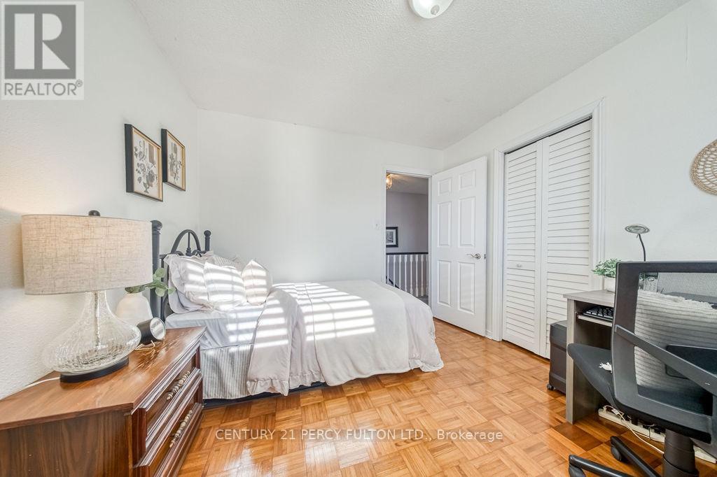 1037 Maury Crescent, Pickering (Liverpool), Ontario  L1X 1R3 - Photo 35 - E12769822