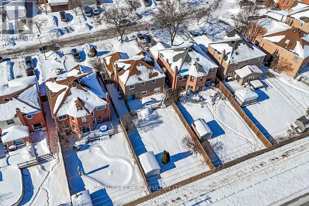 1037 Maury Crescent, Pickering (Liverpool), Ontario  L1X 1R3 - Photo 47 - E12769822