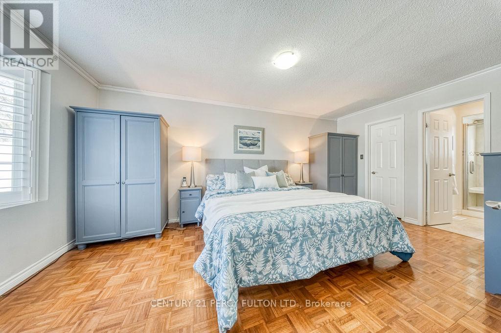 1037 Maury Crescent, Pickering (Liverpool), Ontario  L1X 1R3 - Photo 8 - E12769822