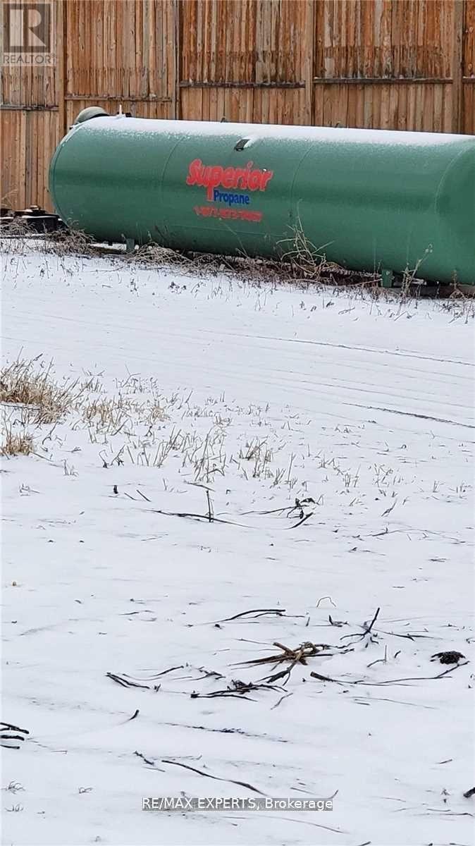 2000 Davis Drive, King, Ontario  L3Y 4V9 - Photo 6 - N12769842