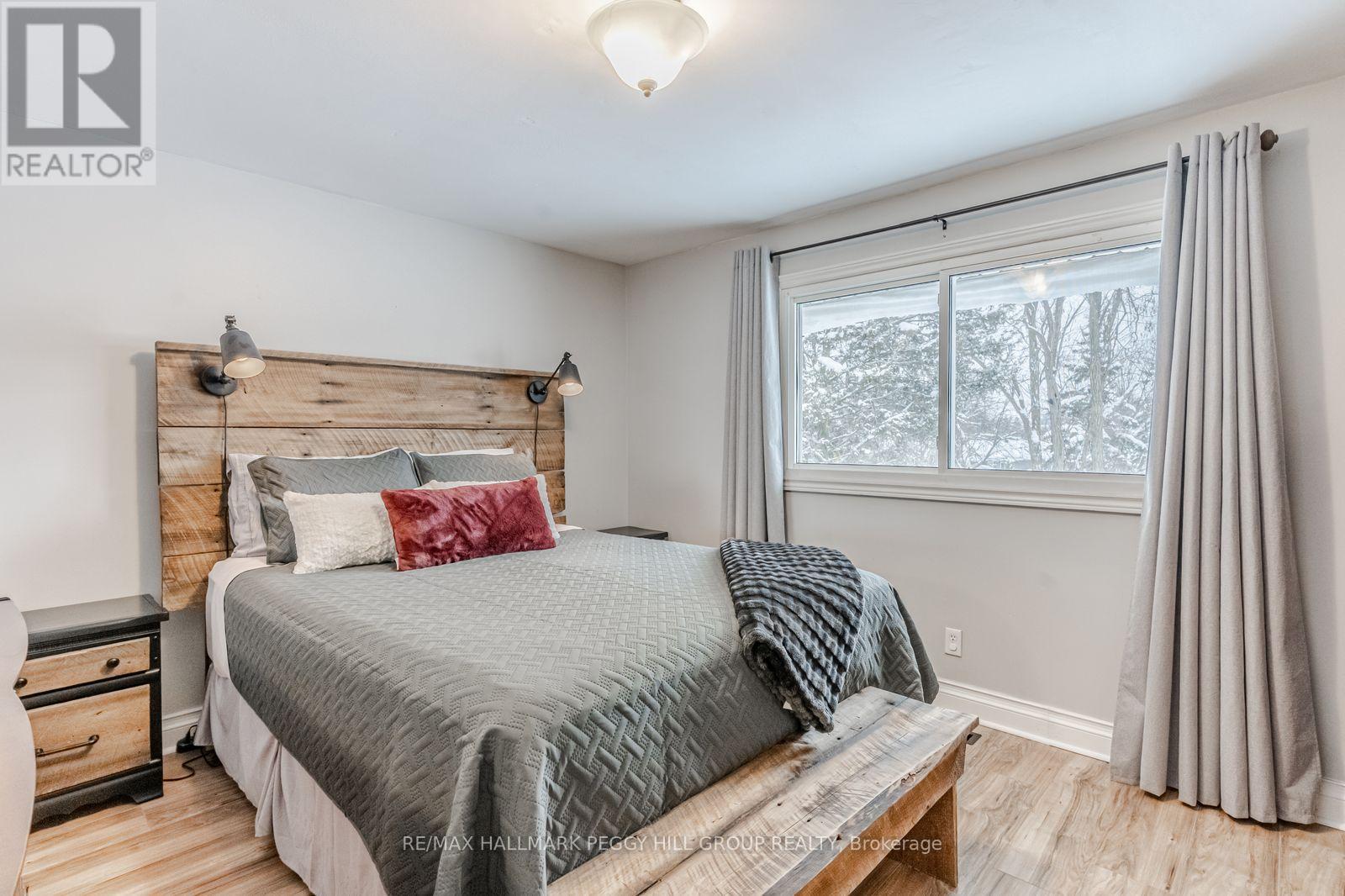 229 Deborah Way, Barrie (Painswick North), Ontario  L4N 4N8 - Photo 6 - S12769792