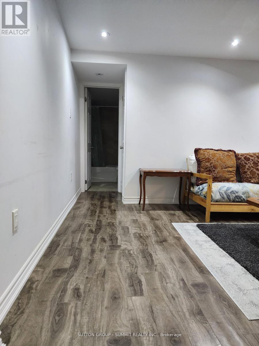 (Bsmt) - 1525 Willow Way, Mississauga, Ontario  L5M 4A1 - Photo 3 - W12769814